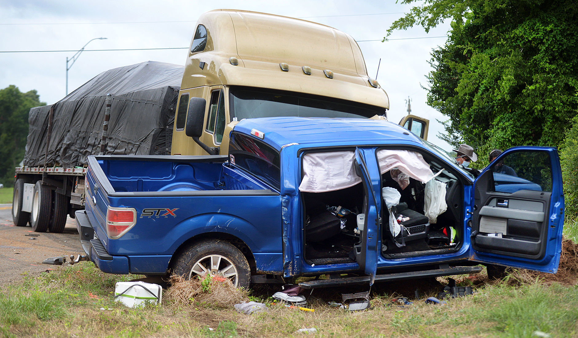 2-vehicle crash